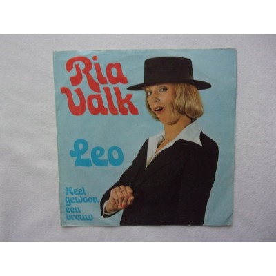Ria Valk - Leo