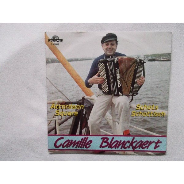 Camille Blanckaert - Accordeon square