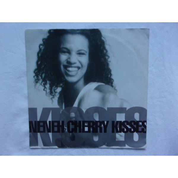 Neneh Cherry - Kisses on the wind