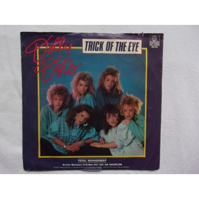 Dolly Dots - Trick of the eye