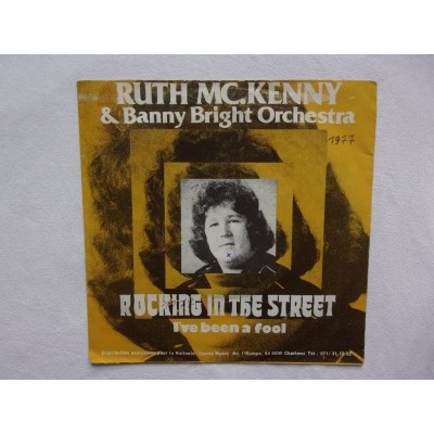 Ruth Mc Kenny and Banny Bright orchestra - Rocking in the street