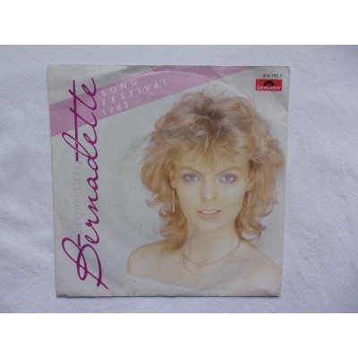 Bernadette - Sing me a song