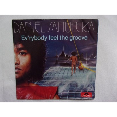 Daniel Sahuleka - Everybody feel the groove