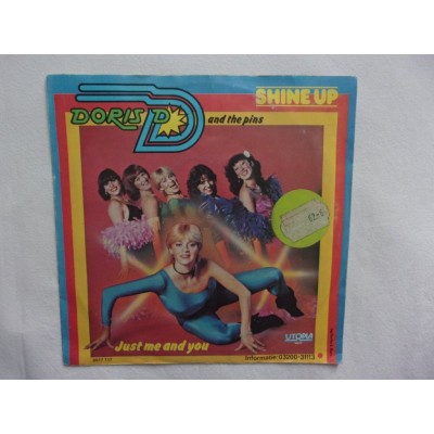Doris D and the pins - Shine up