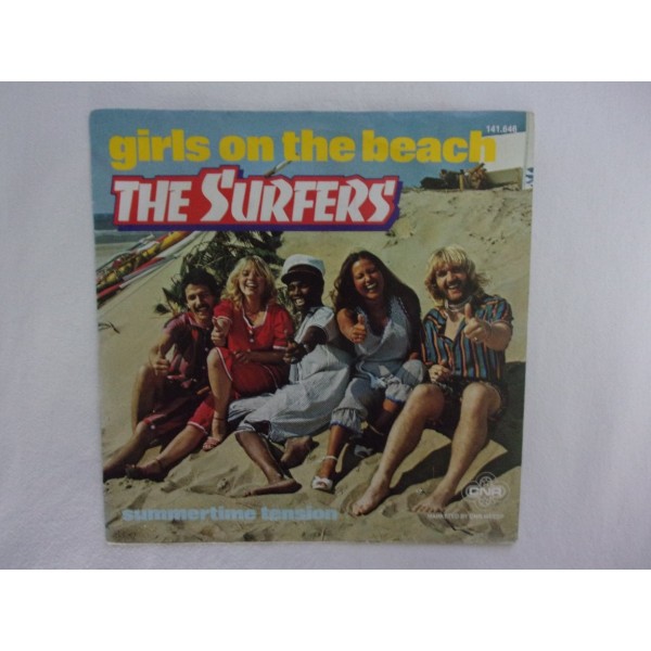 The Surfers - Girls on the beach