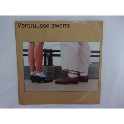 Vercruusse - Vercruusse zwemt