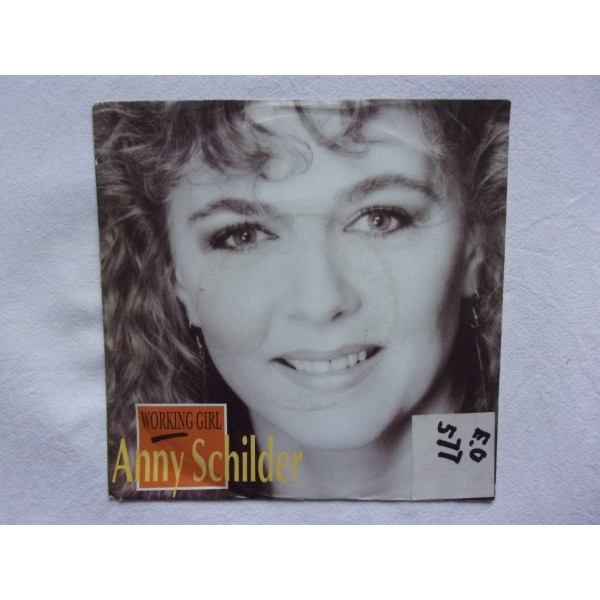 Anny Schilder - Working girl