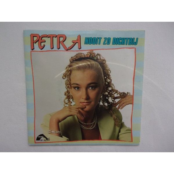 Petra - Nooit zo dichtbij