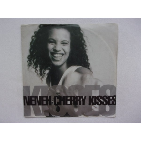 Neneh Cherry - Kisses on the wind