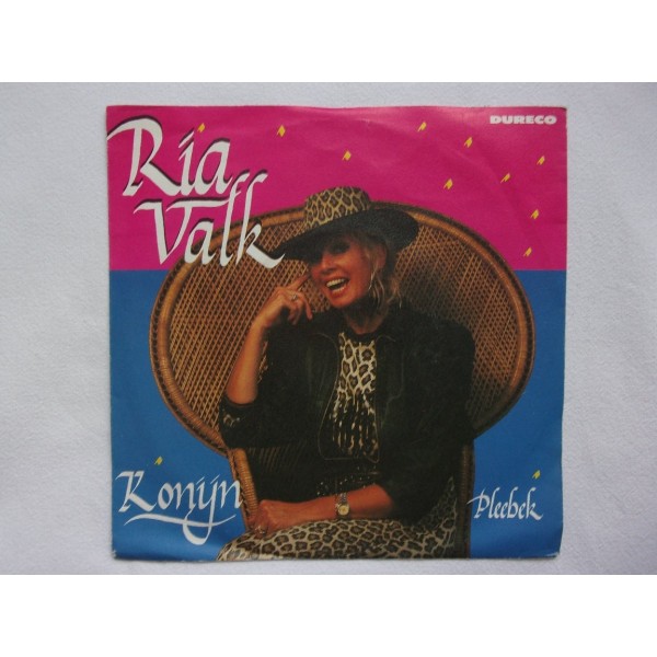 Ria Valk - Konijn