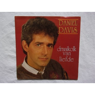 Daniel Davis - Draaikolk van liefde