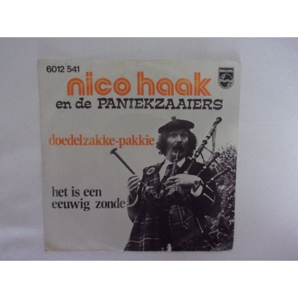 Nico Haak en de paniekzaaiers - Doedelzakke pakkie