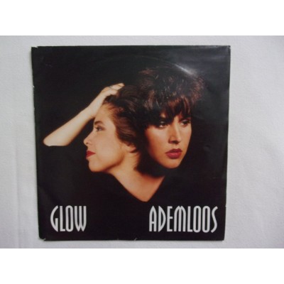 Glow - Ademloos