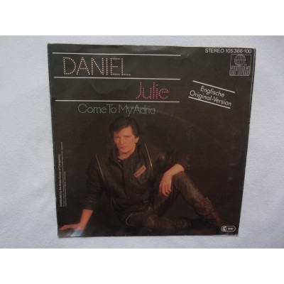 Daniel - Julie